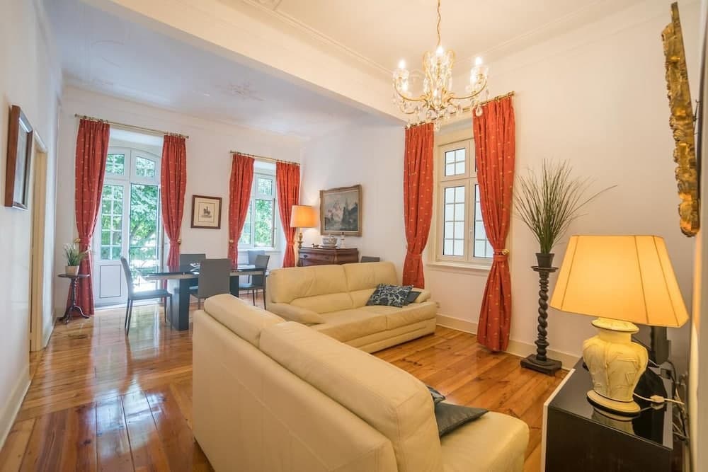 Campo Pequeno 3 Bedroom Apartment