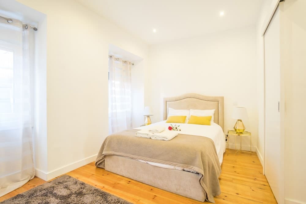 Principe Real Charming and Modern Apartment