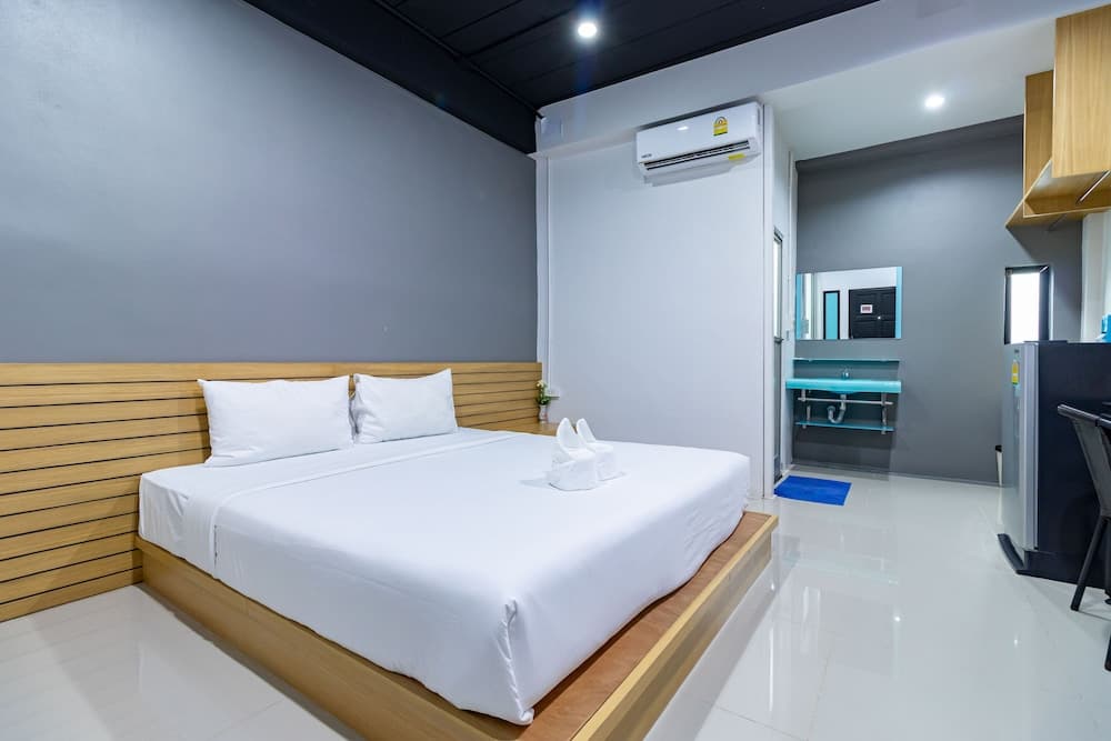 CS Klongtoey Grand Resort