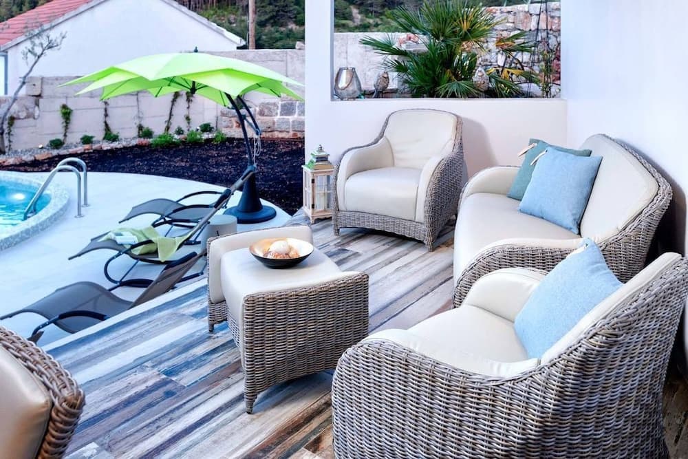 Güneşlenme verandası