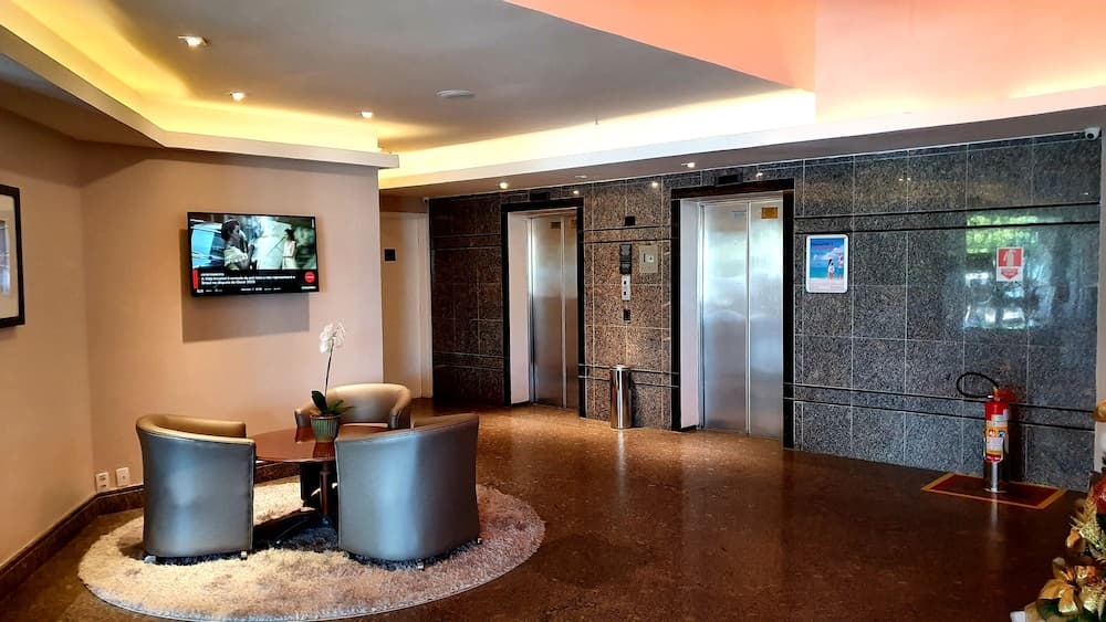 Lobi dinlenme salonu