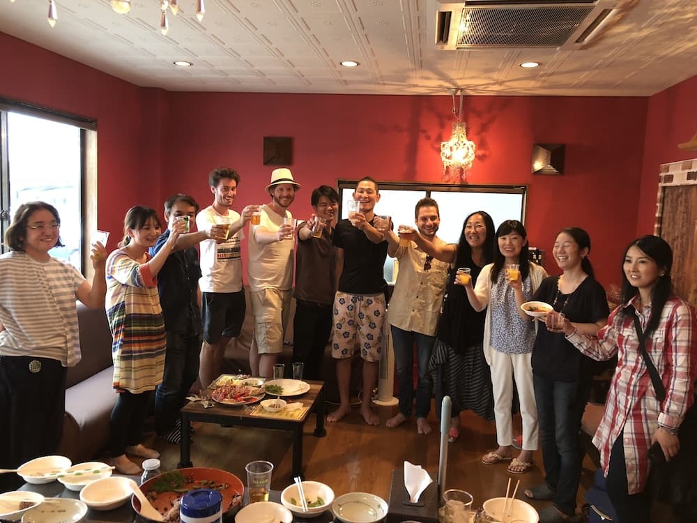 Happy Closet & Wasamon Hostel