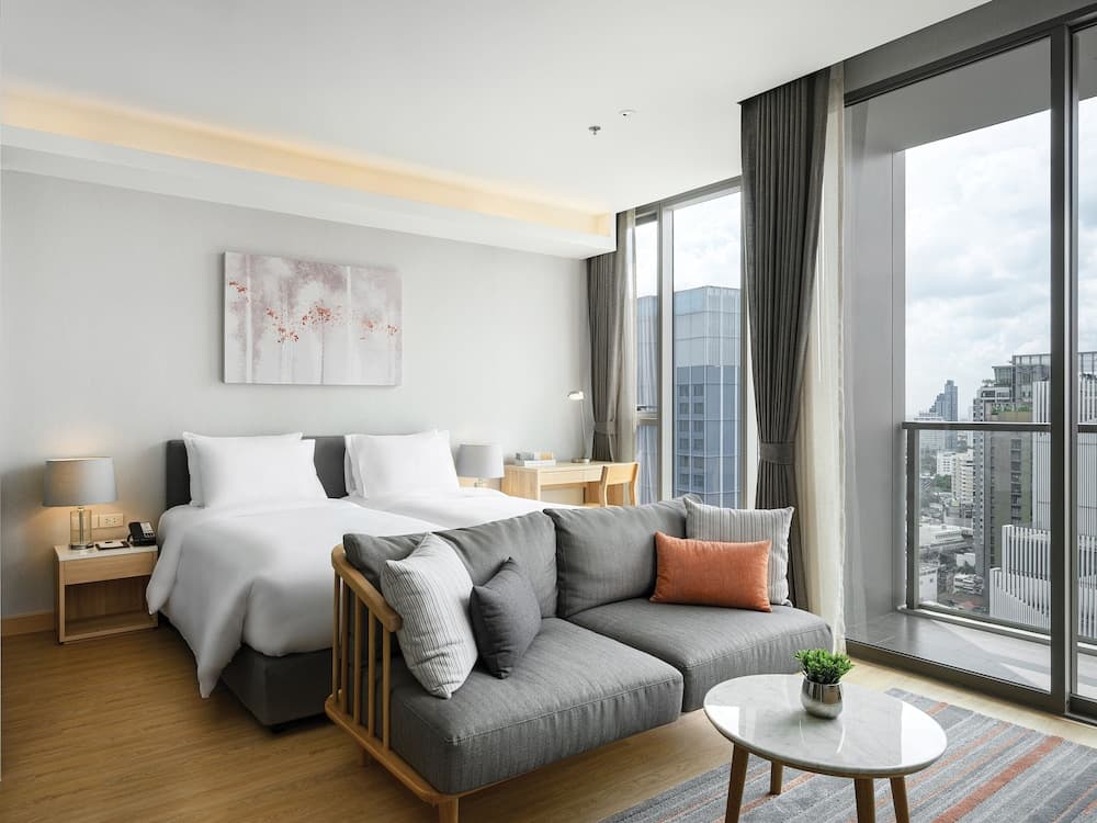 Oakwood Suites Bangkok