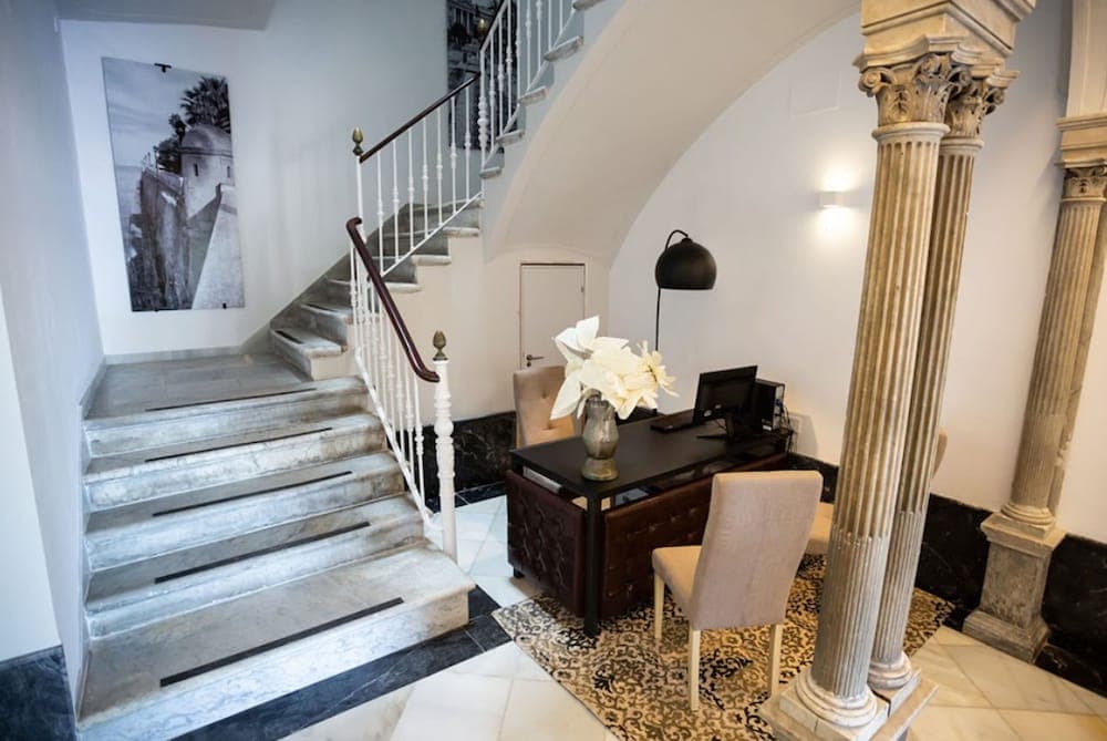 Plazuela del Carbón Suites