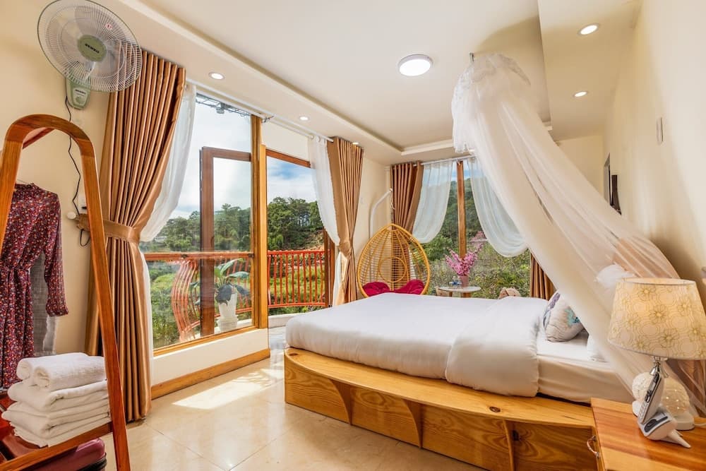 Da Lat Cam Ly Hotel