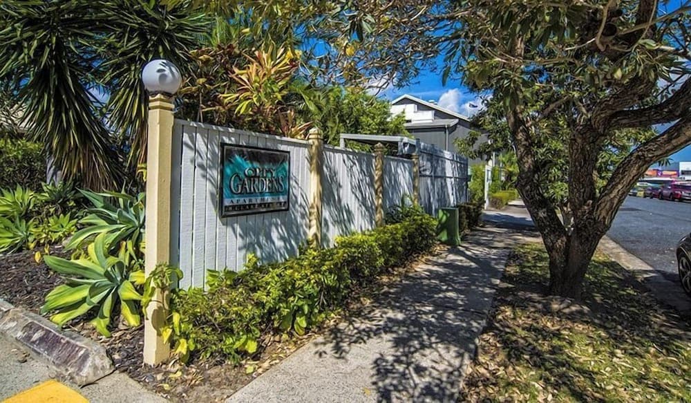 Cairns City Garden Apartment