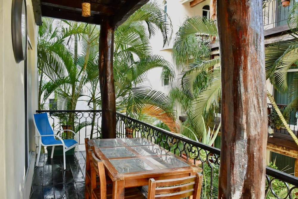 Chan Bahlum By Select