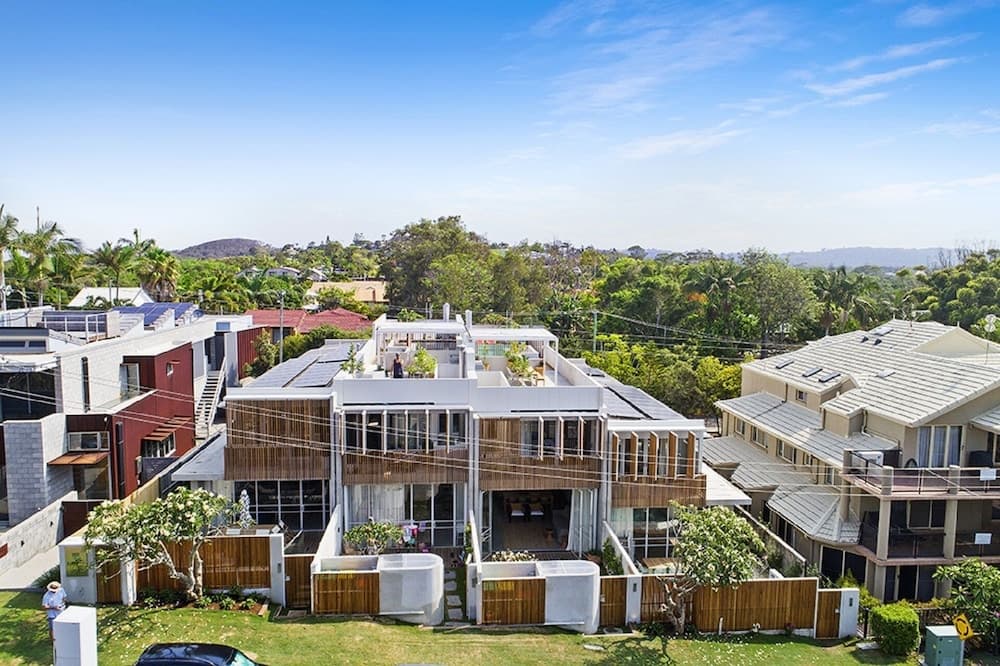 Your Luxury Escape - Driftwood Two