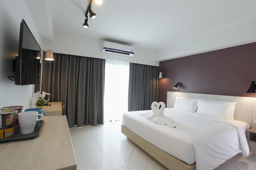 Port Canary Hotel