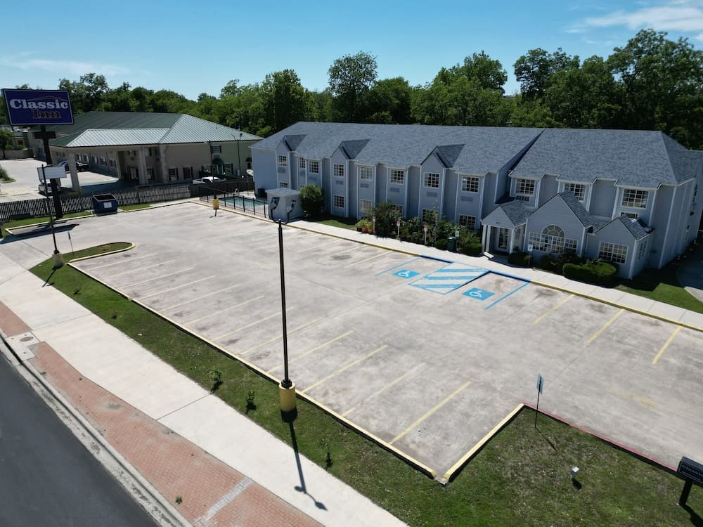 Classic Inn