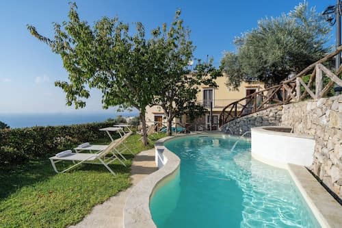Villa Prota Resort