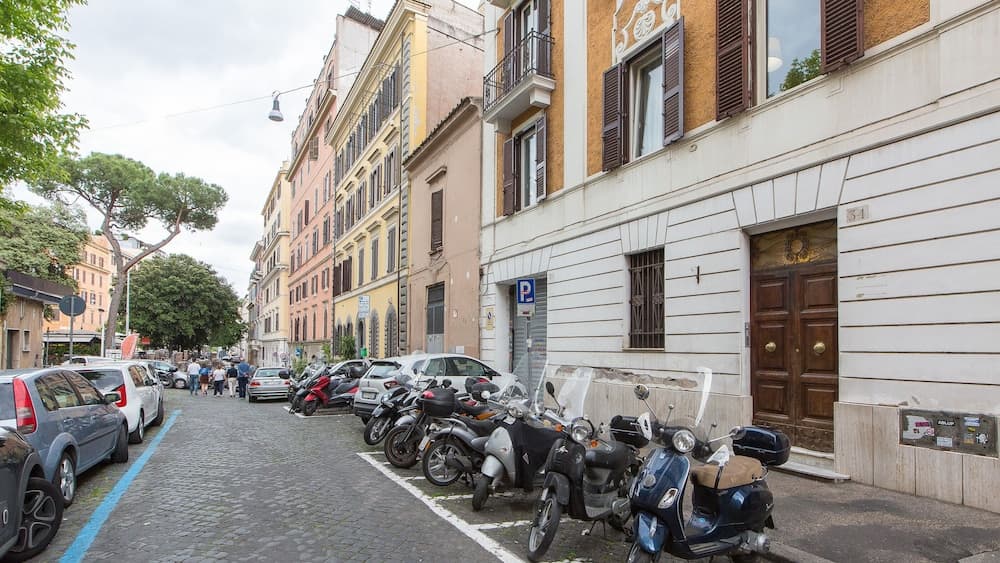 Rental in Rome Borgo Angelico Terrace