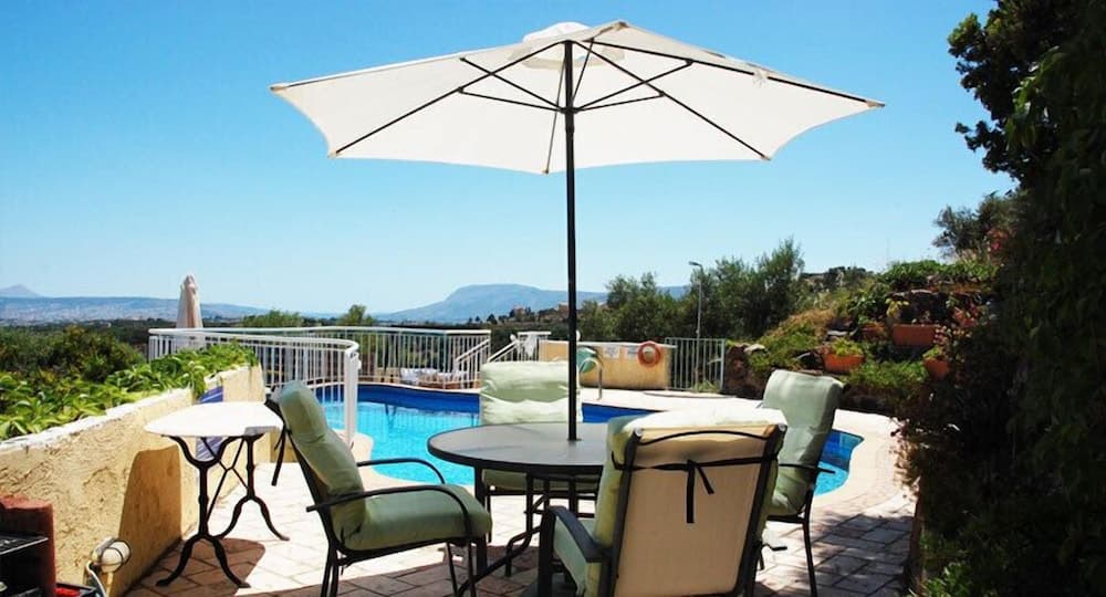 Açık havada yemek servisi