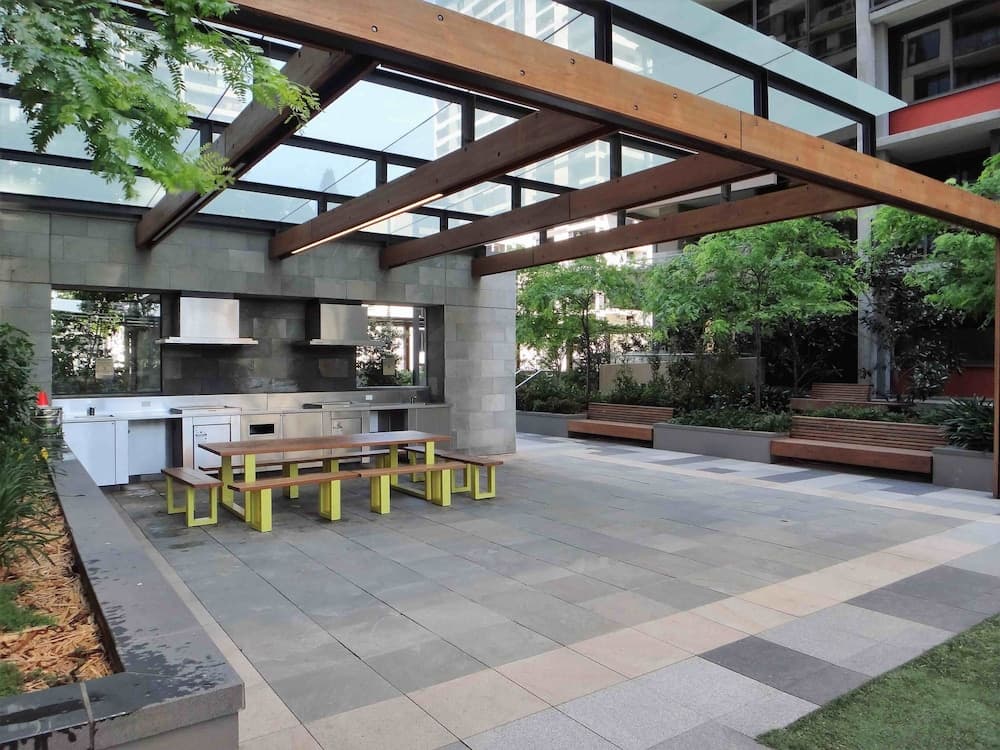 Stunning 2 Bedroom High Floor City View