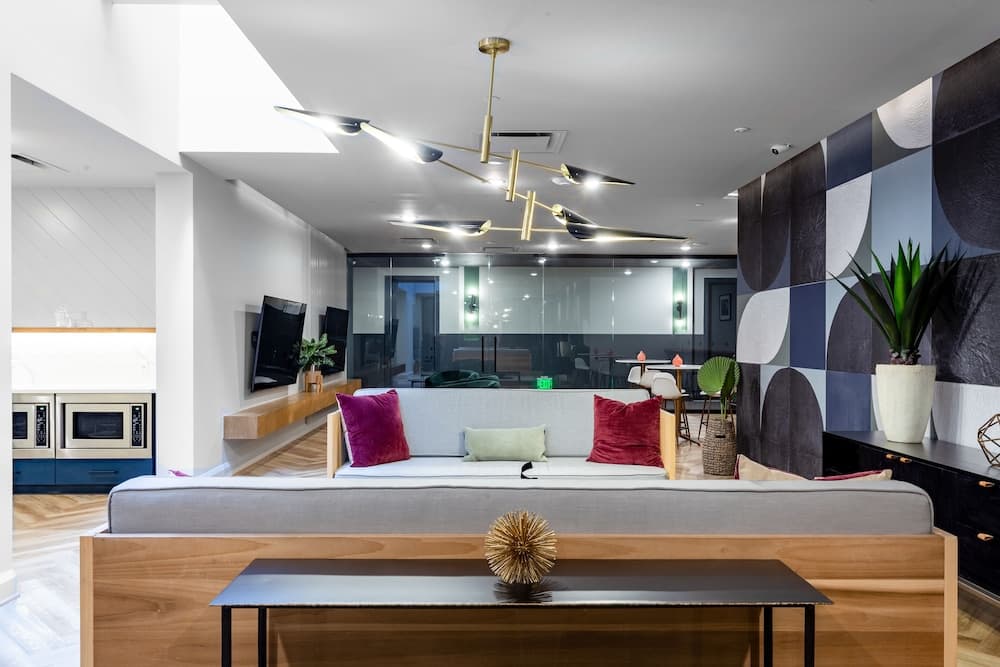 Mint House Dallas - Downtown