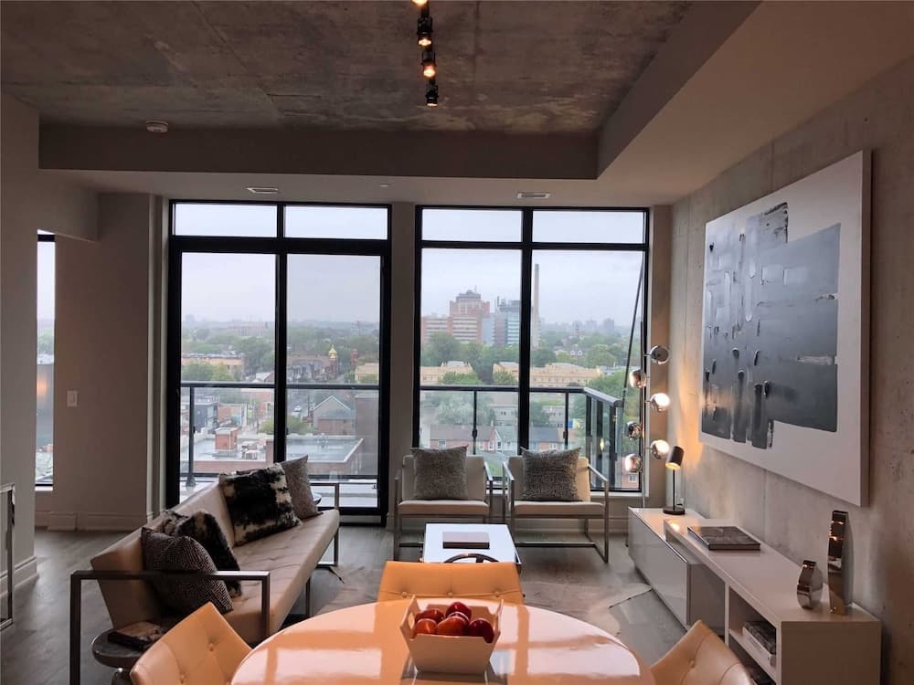 Queen St West Designer Executive Suites