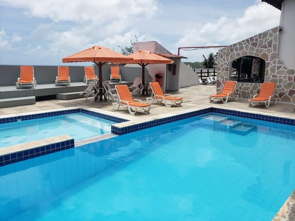 Santorini Praia Hotel