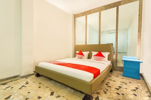 OYO 2544 Just-in Hotel