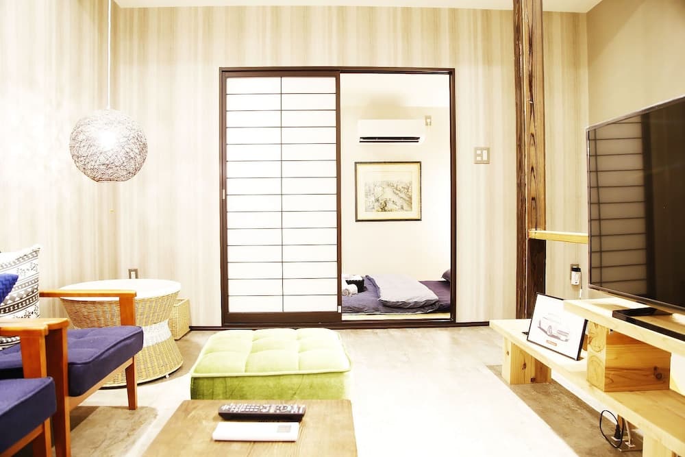 Ueno Lucky Homes