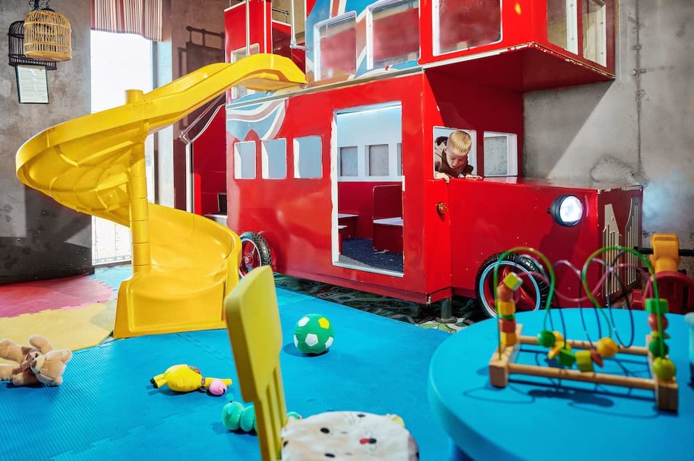 Çocuklar için oyun alanı - iç mekân