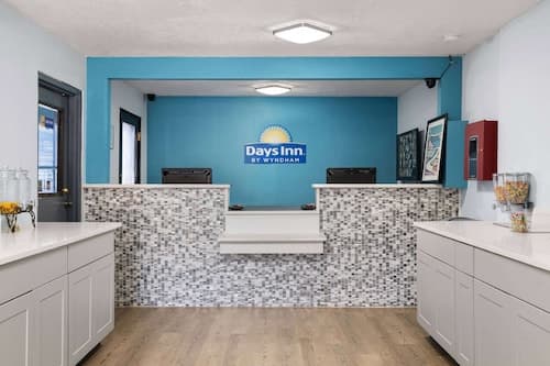 Days Inn by Wyndham Albuquerque I-25