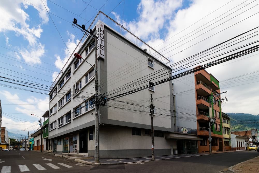 Konaklama yerinin ön cephesi