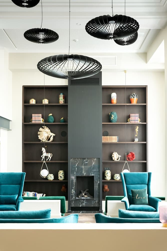 Lobi dinlenme salonu