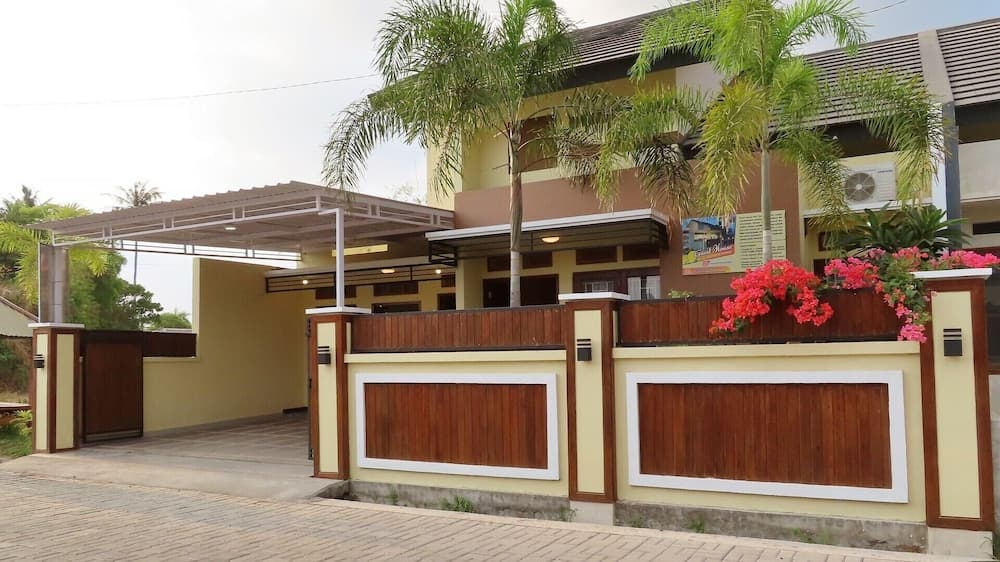 Guest House Puri 3 Bedroom AC