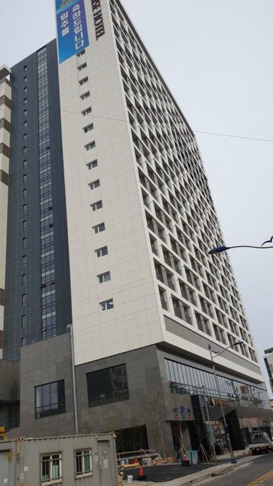 Sokcho Daemyeong Samsung Home Prestige Pension