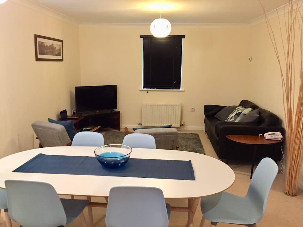 Modern 2 Bed Apartment in Southampton