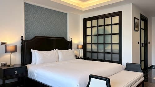 Glory Boutique Suite
