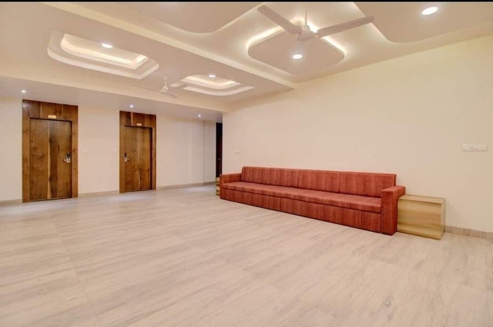Lobi oturma alanı