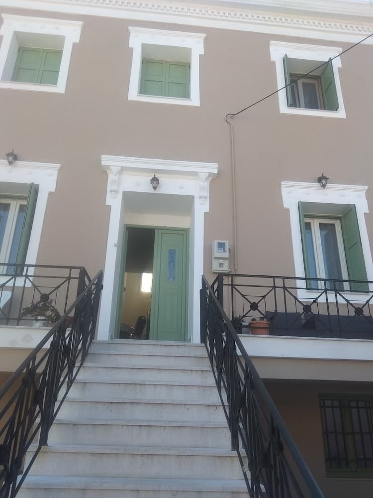 Pyrgos Sofokleous