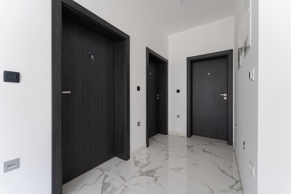 Sky & Sun Luxury Rooms