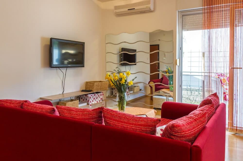 New apartment Lory