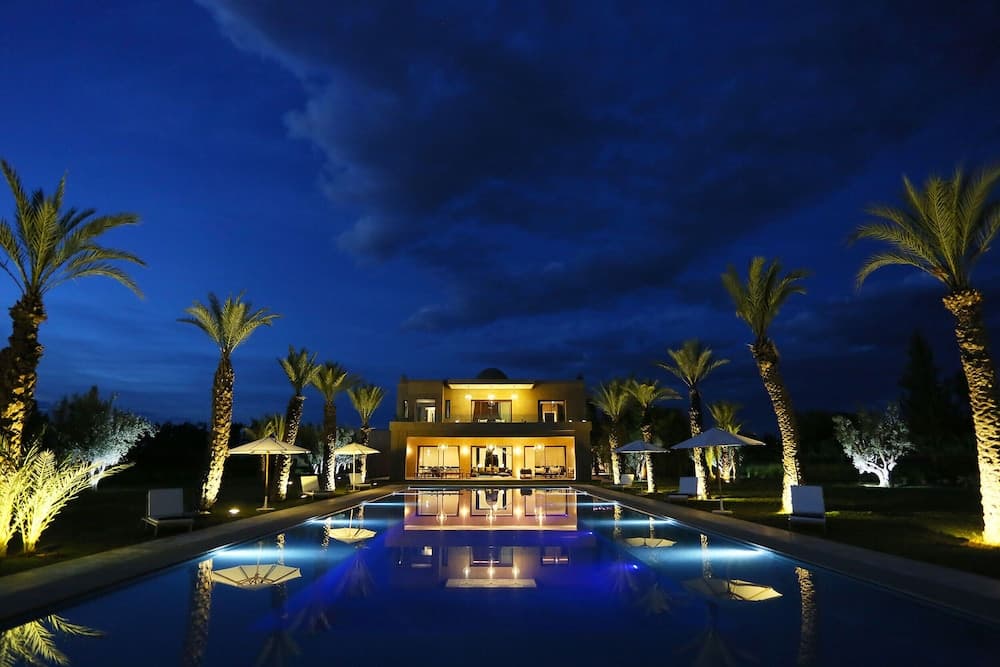 Villa Adnaa
