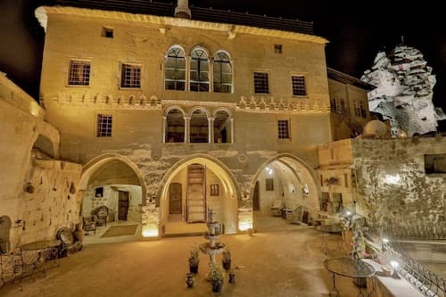 Casia Cave Suites