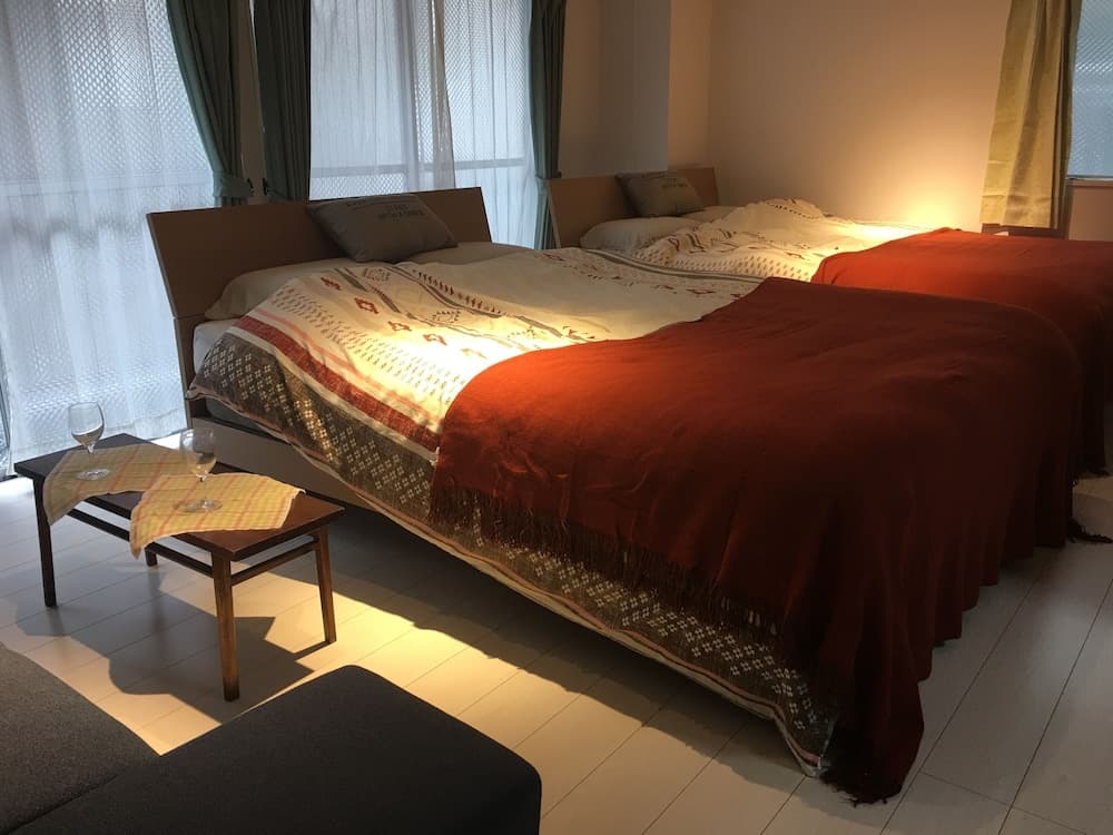 G&R House 102