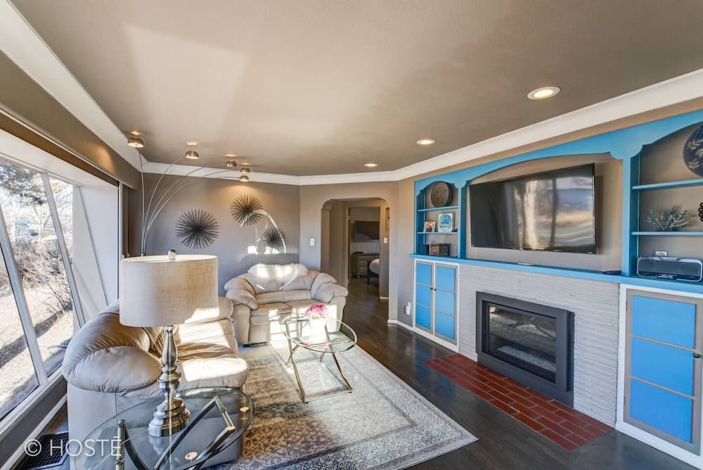 3bdmid-century Modernhot Tub, Grill, Close to DT