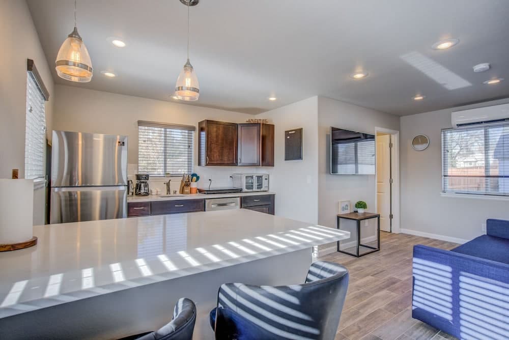 1 Bedroom East DT