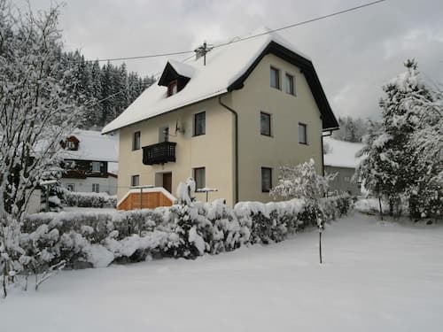 Scenic Holiday Home in Deutsch Griffen near Hochrindl