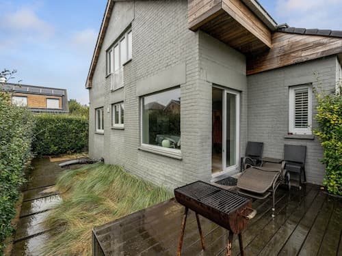 Nice Holiday Home in Westende-bad With Sauna and Pingpong