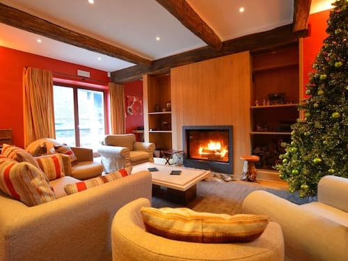 Holiday Home in Falaen With Garden BBQ