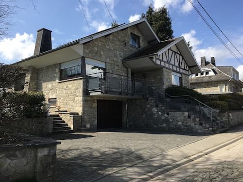 Lovely Cottage in Waimes near Lake