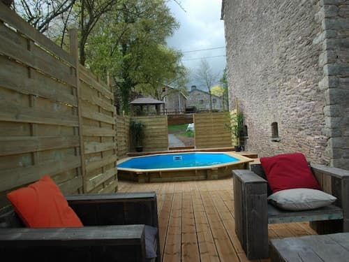 Authentic Farmhouse in Lierneux With Heated Pool