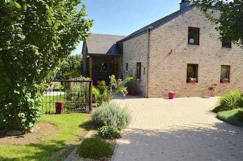 Cottage Oree des Bois in Paliseul With Garden