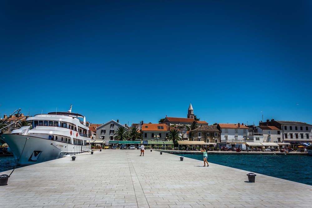 Konaklama yerinden şehir manzarası