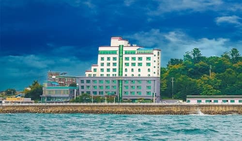 Benikea Mountain and Sea Daepo Port