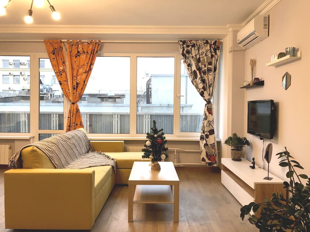 Tonkin Komsomolskaya