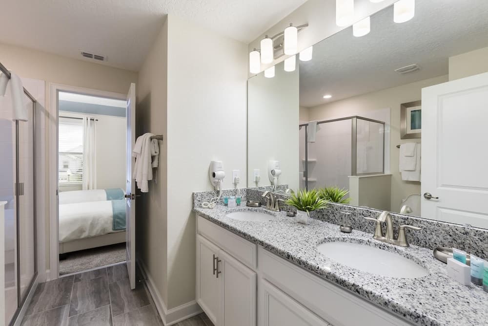 Laguna Reef by Orlando Short Term